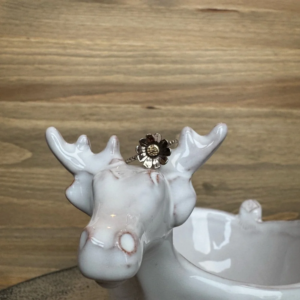 14KW&YG Charming Daisy Ring
